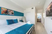 Stylish-King Beds, Free Parking, Near Attractions