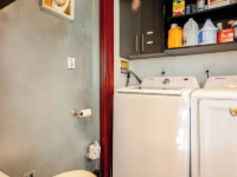 Comfortable & Spacious Luxury Home w/ Chef’s Kitchen only 15 mins to Boston Hoteles en Everett