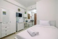 Minimalist and Cozy Studio (No Kitchen) Transpark Cibubur Apartment - 2-Star