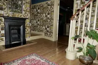 Luxury 9 Bed Manor House Hot Tub Cinema Room Skytv