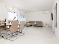 Apartment Beric Hotels in Vir