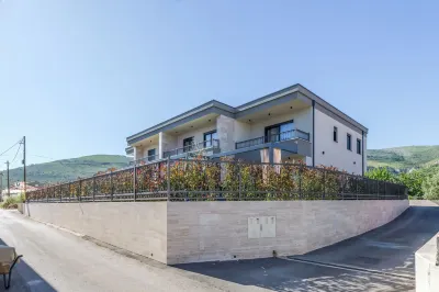 Villa Trixie - Green Garden Villas