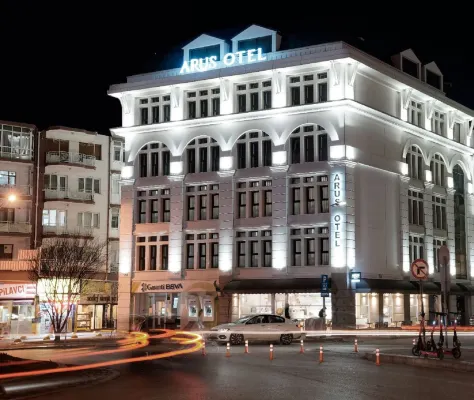 Arus Hotel - 3-Star