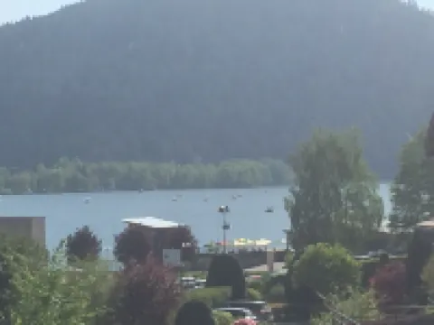 Duplex chalet 85 m2 3 bedrooms and mezzanine with lake view