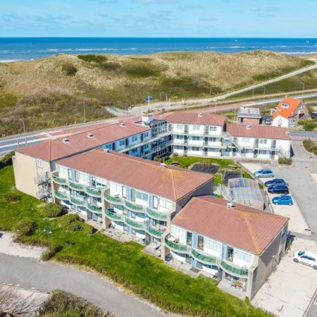 Stylish Apartment with Balcony Hoteles en Callantsoog