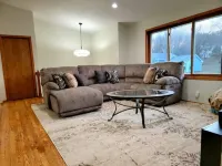 Clean, Comfy, digs close to all the attractions