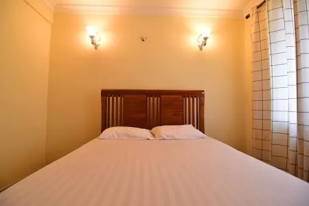 Kanyi KG7  THREE BEDROOMS Отели рядом с достопримечательностью «Dar es Salaam Harbour»