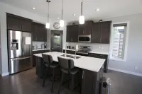 4BR Cozy Home in Evanston