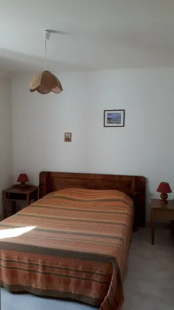 T3 with garden in mini farm 10 minutes from Thonon and Lake Leman Отели в г. Алэнж