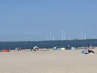 Zeeuws Huisje is centrally located within cycling distance of the beach Hotels in Serooskerke