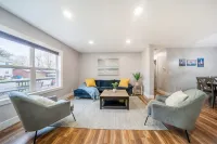 Family-Friendly Beach Getaway by Lake Erie, Beaches with King Bed