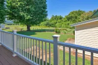 Charming Lakeview Retreat