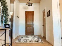 Entire Duplex - Sleeps 10 - Mountain View & Sport Court - Close to Zion NP Hotels in Apple Valley