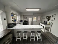 Cozy & Comfortable - close to Lake Texoma ( plus 40 amp RV HookUp)