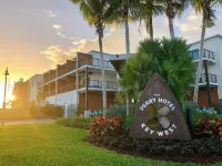 Viking Yacht Getaway in the Keys !!NEW LOCATION!! !!Tons of Amenities!!