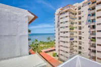 Lovely 2 BR in Zona Romantica