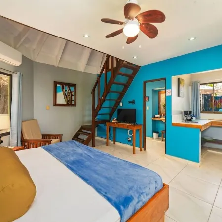 Tamarindo Village Hotel