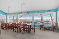 7 Bedroom - Gulf Front W/ Private Pool - 4 Kings, 9 Twins, 1 pull out