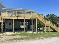 Semi-Oceanfront Beach Cottage I. Access across street to shops and restaurants