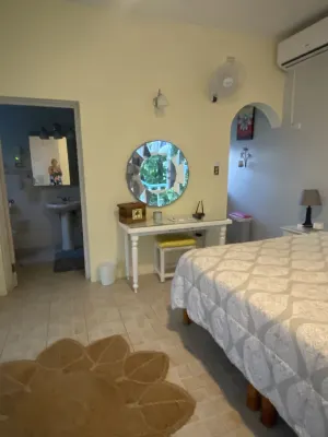 Beautiful Lush Property!!  Great  for couples or singles!