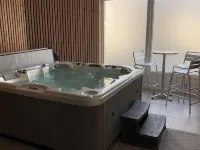 CHEZ LULU, town house overlooking the Beuvron 껑데-슈흐-뵈브홍 호텔