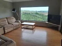 Peaceful quiet place overlooking beautiful mountain with a lovely garden. Hotel a Malkerns