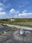 APATBIII Ocean Side/Ocean View 9520 SHORE DR 3P Family friendly.