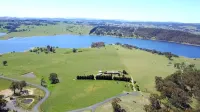 ABSOLUTE LUXURIOUS LAKEFRONT HOMESTEAD AT ALPINE LAKE OF OBERON BLUE MOUNTAINS