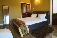 The Best Vacation 2 Bedrooms Townhouse in MoBay 住宿飯店