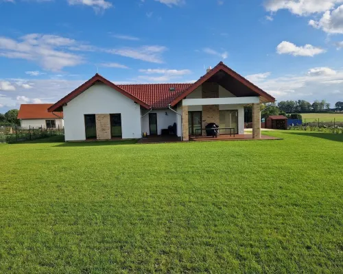 HHouse New holiday home with private playground, sauna and air condition Hotels in Kolczewo