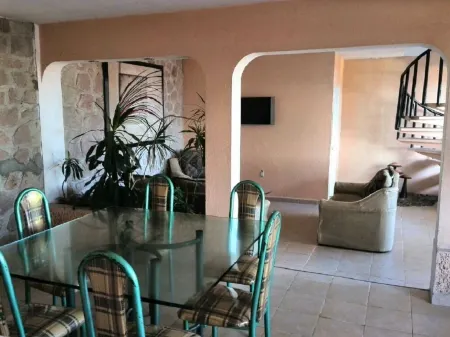 Teques Vacation Home, Golden Zone "Las Alas" Lake View