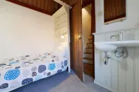 House with character in Amsterdamse School architecture Hotels in Burgh Haamstede