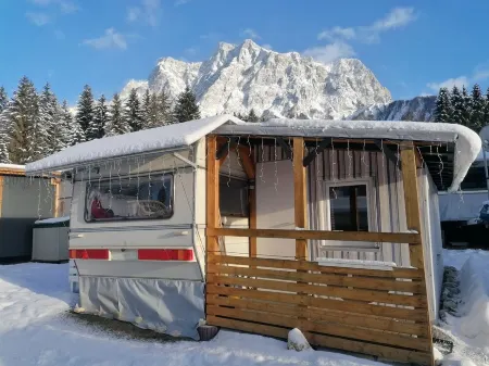 Rental Caravan (Mobilhome) Zugspitzblick Ehrwald /Tyrol /Austria