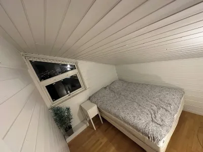 Cozy house in the heart of tromsdalen. Central Hoteles cerca de Fjellheisen