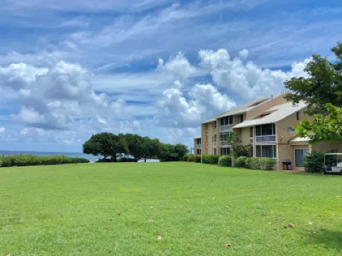 Ocean Front Blue Water Paradise Hotels in 