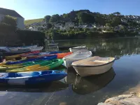 Perfectly located  3 bedroom lodge in Newton Ferrers Hotels in Newton and Noss