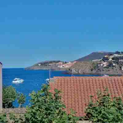 Apt duplex, all comforts, 2/5pers, beach 20m sea view Others