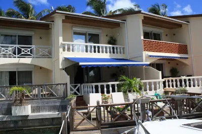 Luxury Villa Emerald Dreams in Upscale South Finger with Highest Guest Reviews Hotel di 