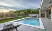 Villa Linda - 8 Personen, 3 Schlafzimmer, 3 Badezimmer, Grill, Privater Pool