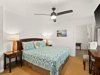3 Bedroom Ocean Front Condo with Pool & Elevator! Hotels in Kapaa
