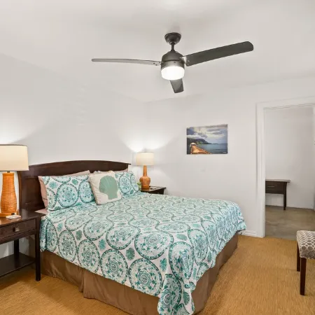 3 Bedroom Ocean Front Condo with Pool & Elevator!