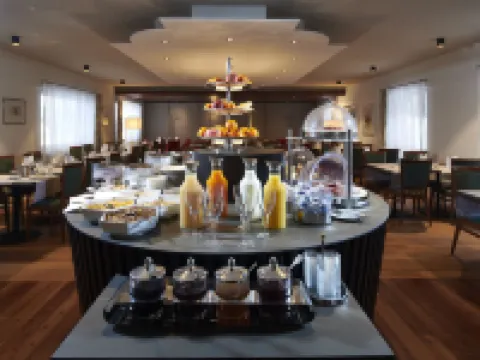 호텔 브리스톨 릴레 뒤 실랑스 수페리어 아델보덴 호텔