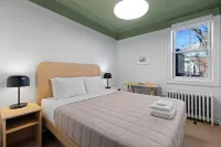 HI Halifax Heritage House Hostel Hotels in 