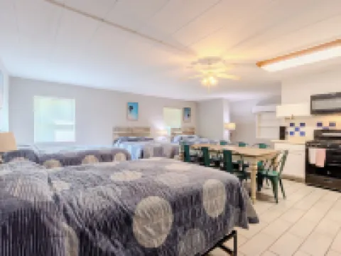 鯊魚礁度假村汽車旅館加小屋 阿蘭瑟斯港酒店