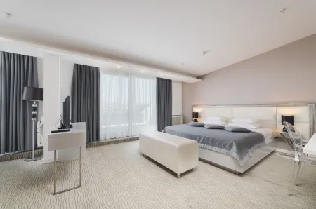 Hotel Aurel