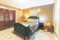 6 Mi to Salisbury Forest-View Sanctuary! Hotel dekat Impact Church-Fruitland