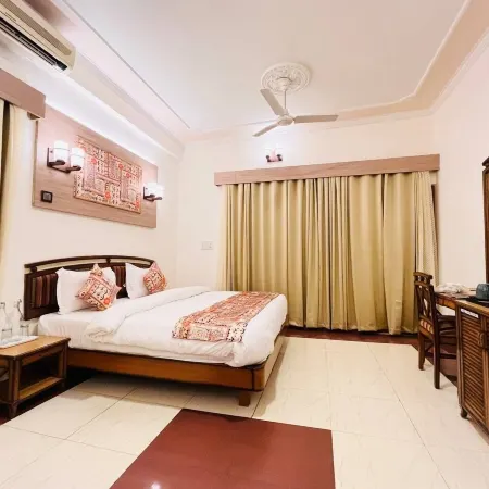 Hotel Palampur Life