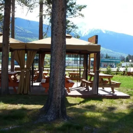 Rocky Inn