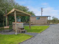 Llety Llanfair Hotels near Caernarfon Railway Station