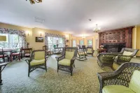 Experience Chautauqua! Newly Renovated Studio - Beach